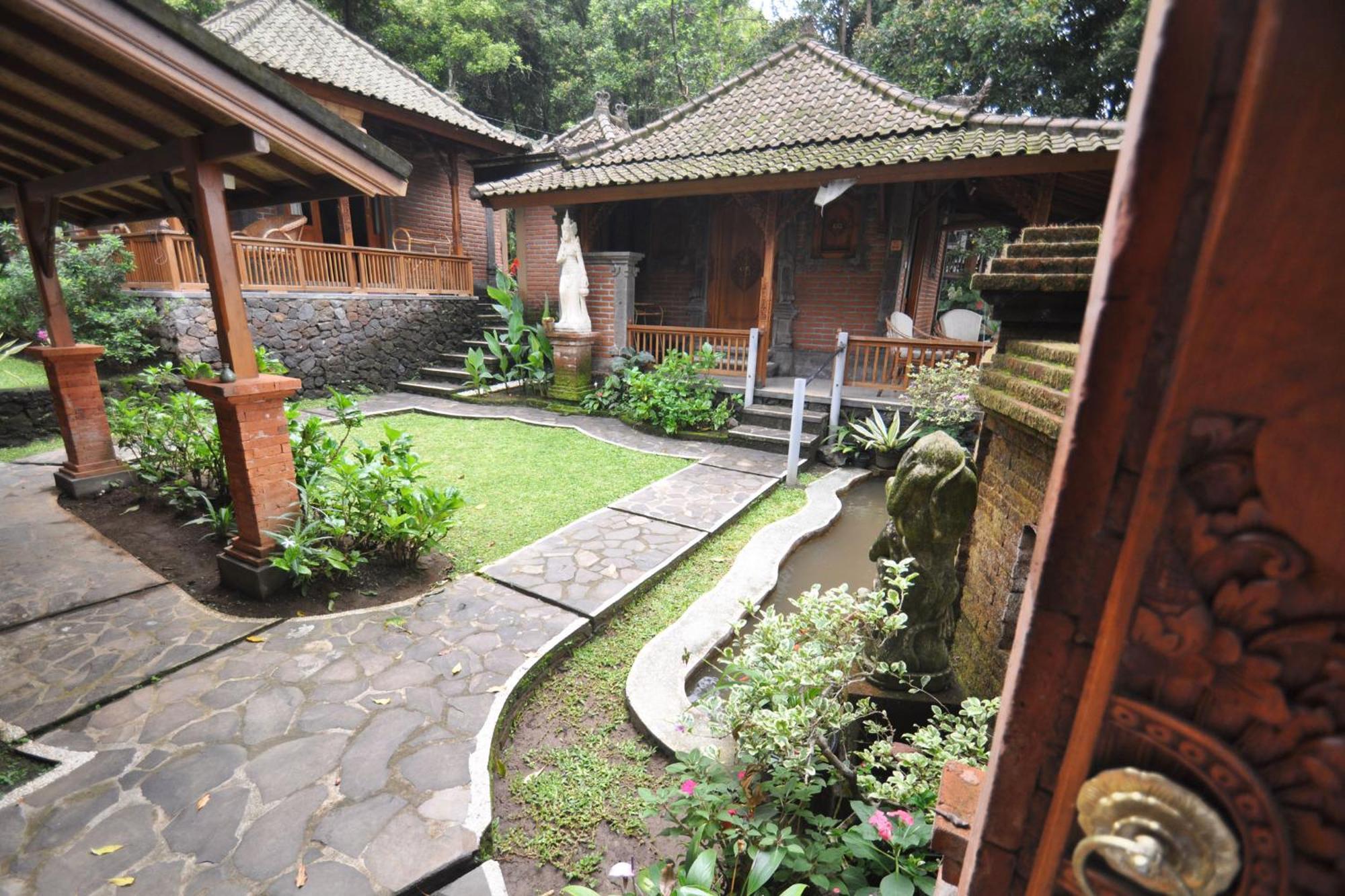 Puri Lumbung Cottages Restaurant & Spa Munduk Buitenkant foto