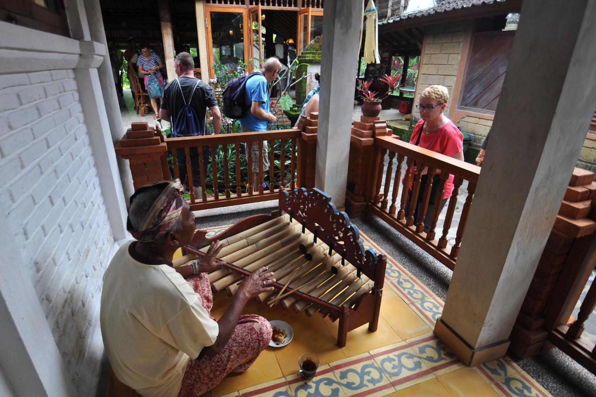 Puri Lumbung Cottages Restaurant & Spa Munduk Buitenkant foto